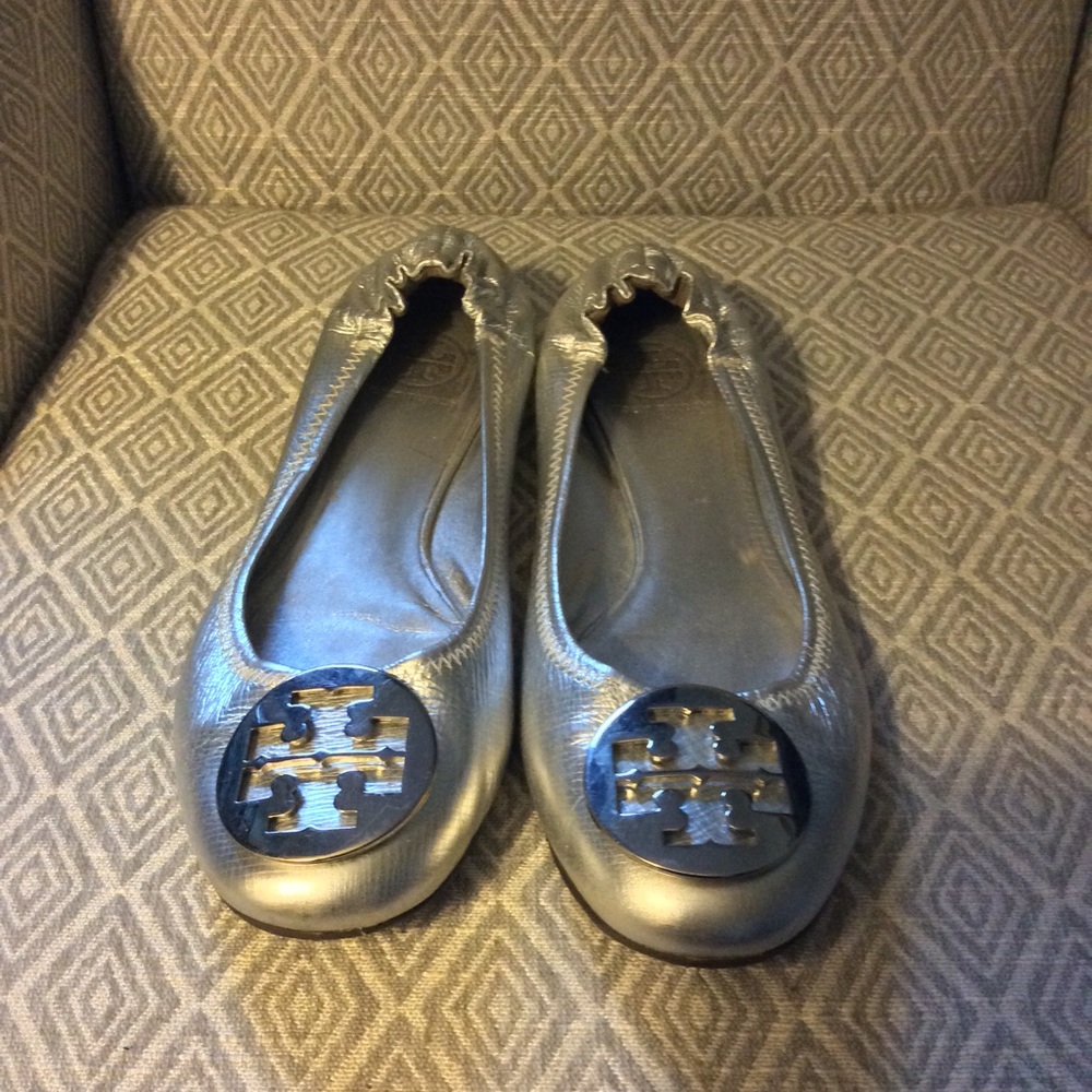 SOLD! Tory Burch Silver Reva Flats 8